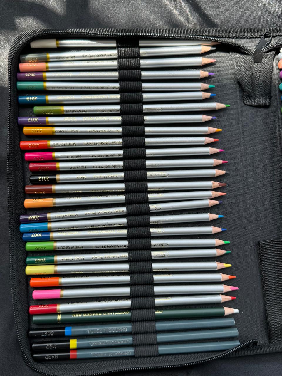 Keep Smiling 100 Pcs Sketch Drawing Set with gift