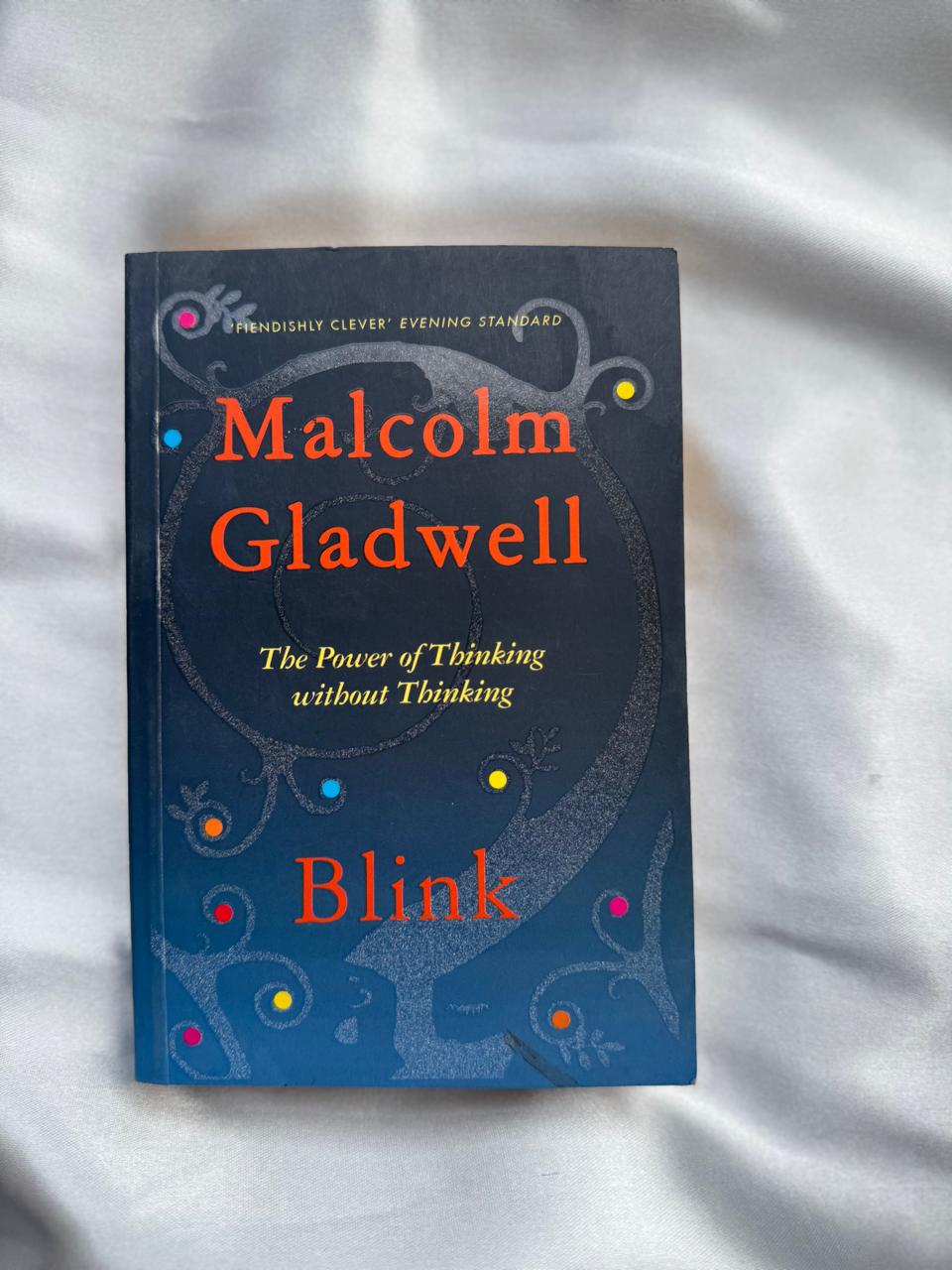 Blink book by Malcolm Gladwell