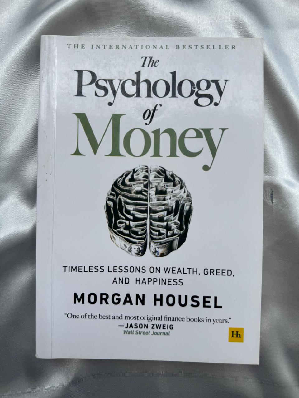 The Psycology Of Money book by Morgan Housel